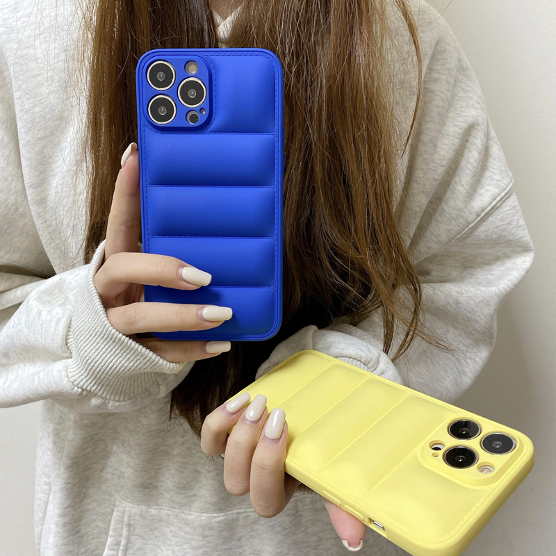ผลิตภัณฑ์ใหม่เหมาะสำหรับ Apple iPhone14 Down Jacket Solid Color โทรศัพท์มือถือเคสเลนส์อัพเกรดการป้องกันการป้องกันการป้องกันแบบเต็มรูปแบบการป้องกันการชนกัน